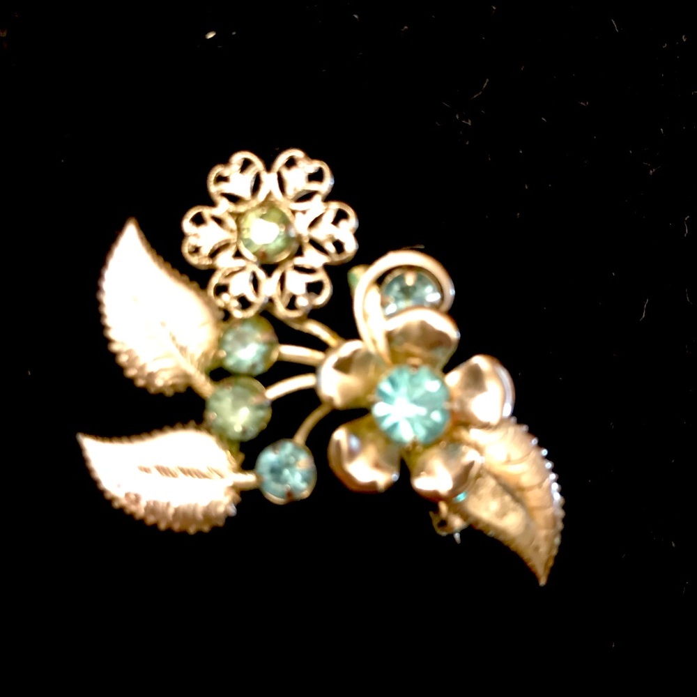 Antique 40’s Silver Blue Rhinestone Flower 💙Bouquet Leaves Brooch